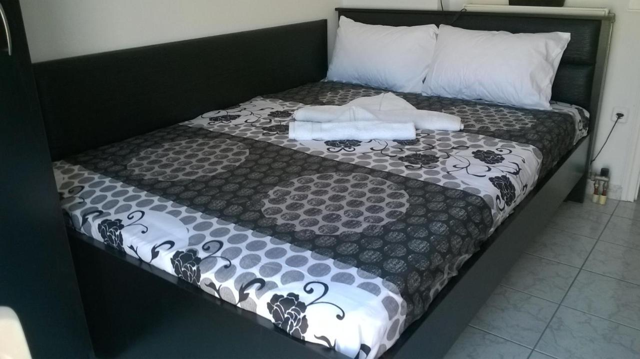 Family House Apartment Кавала Екстериор снимка