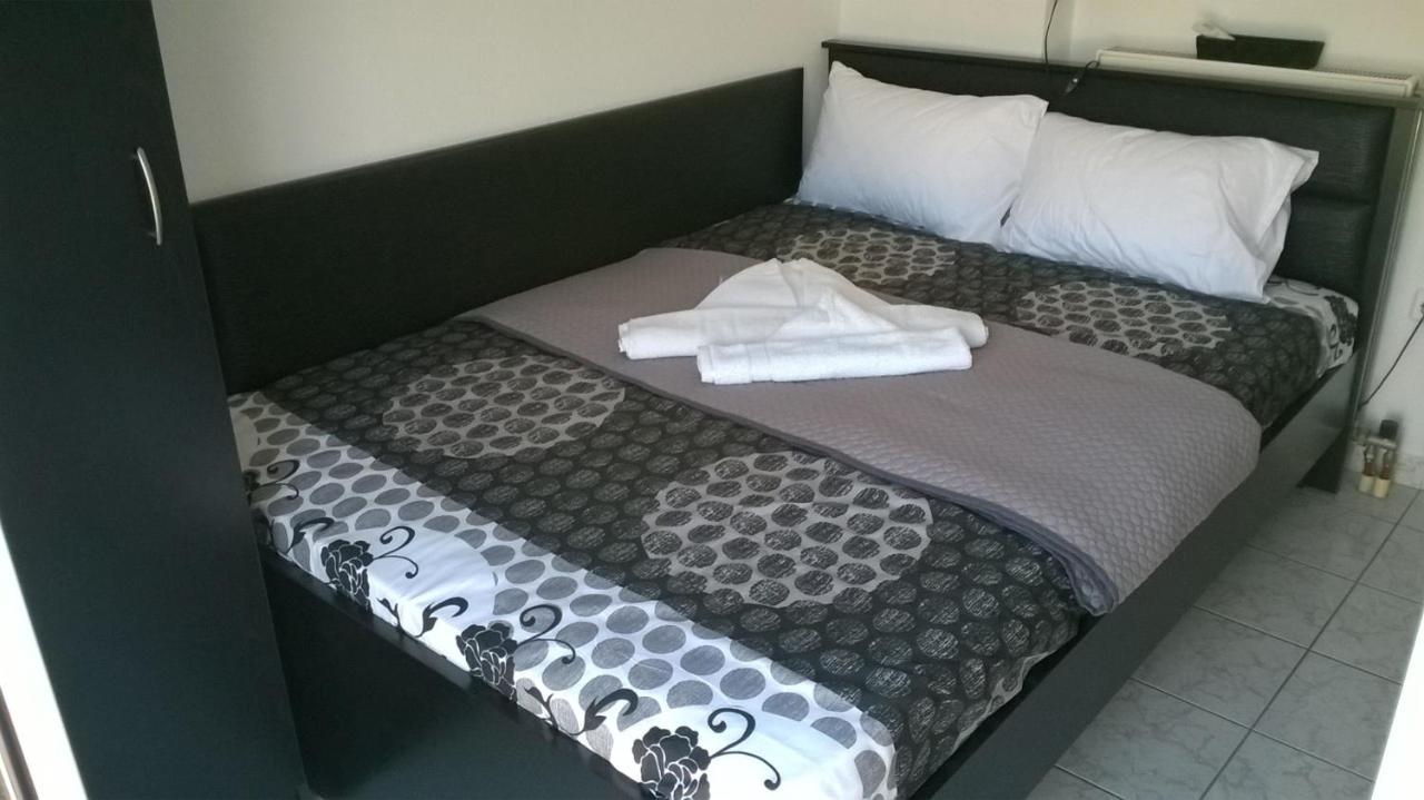 Family House Apartment Кавала Екстериор снимка
